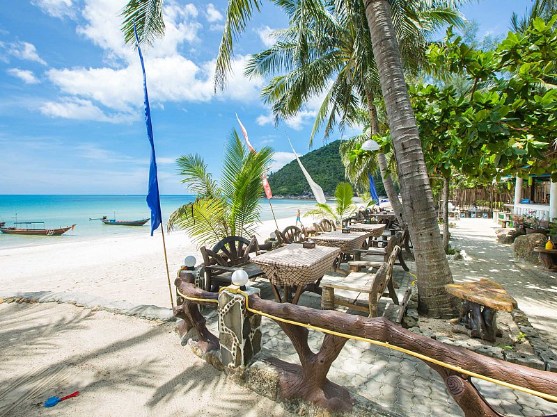 Beach Front Restaurants