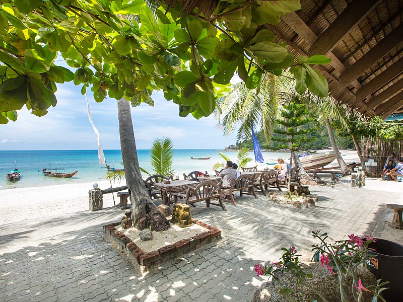 Beach Front Restaurants